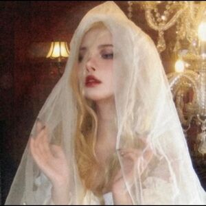 Meet your Posher, Sophia